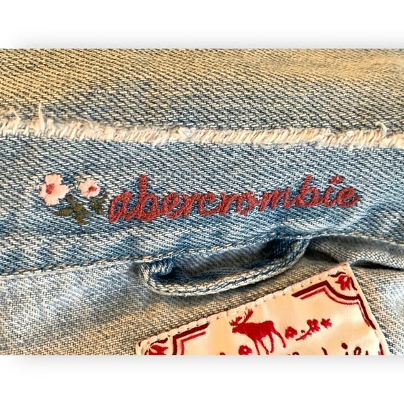 ABERCROMBIE KIDS WASHED DENIM JACKET. KIDS SIZE X-LARGE - Picture 8 of 9